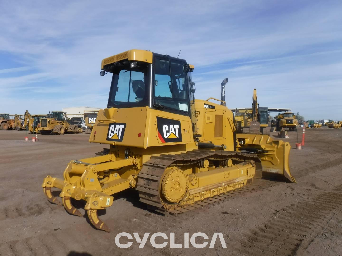 Bulldozers and crawler tractors  D6K2XL MGM03018 - 4