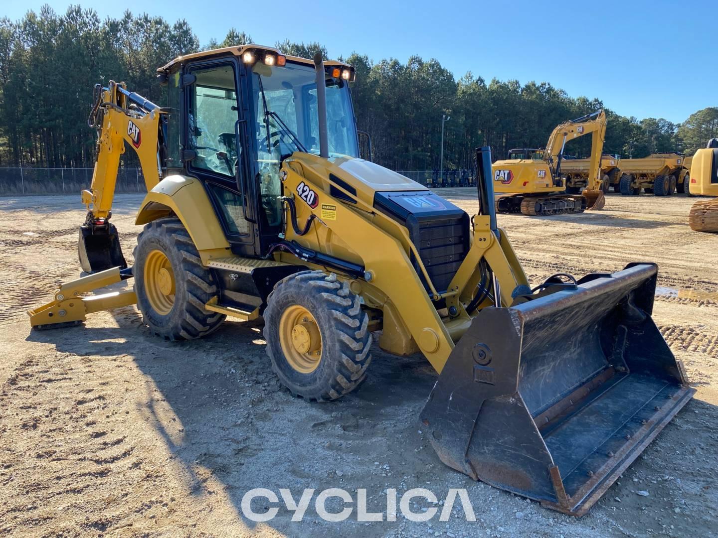 Backhoe loaders  42007 H8T01967 - 3