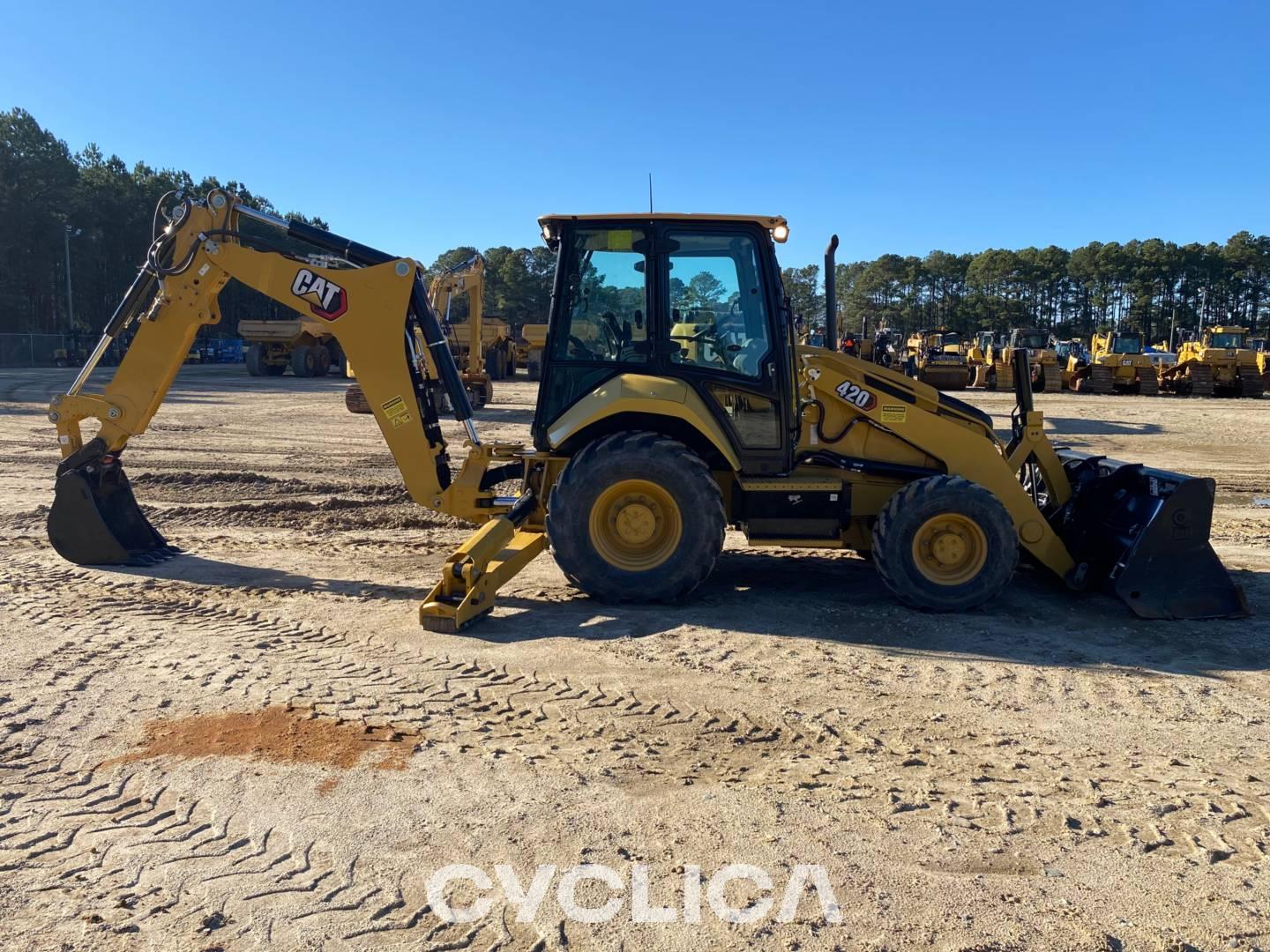 Backhoe loaders  42007 H8T01967 - 13