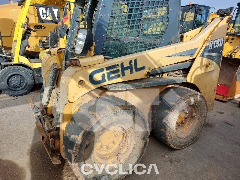 Skid steers  R190 D0E171883 - 1