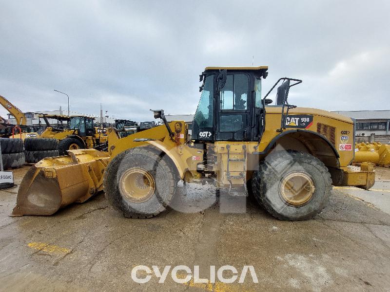 Wheel loaders  950GC M5T00### - 1