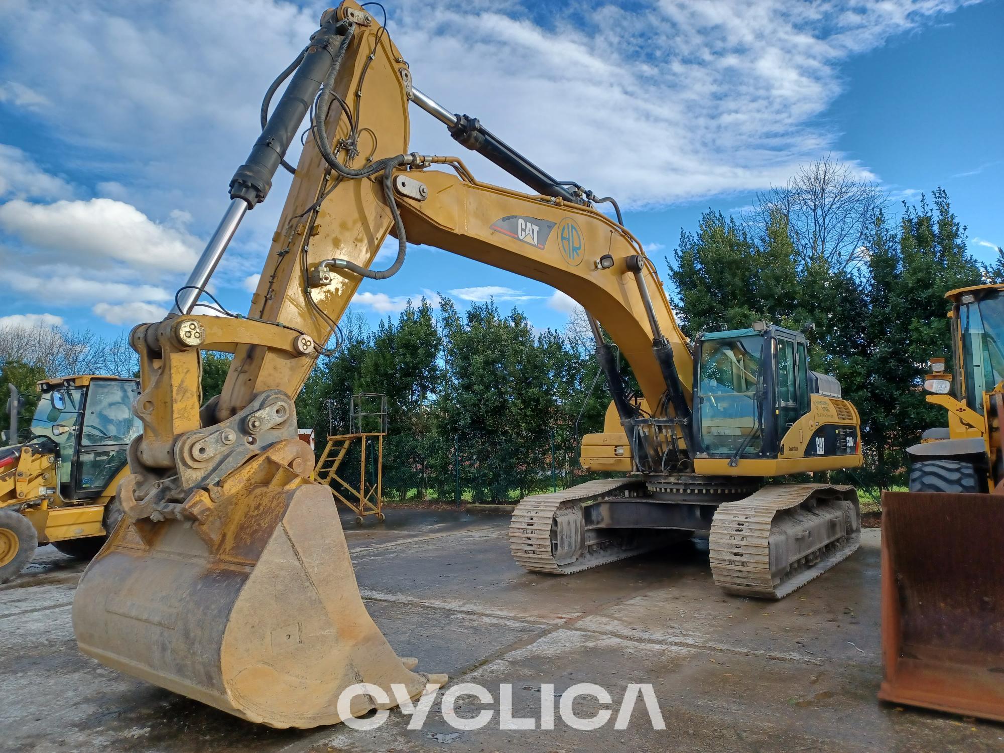 Crawler excavators  330DLME RAS00623 - 1