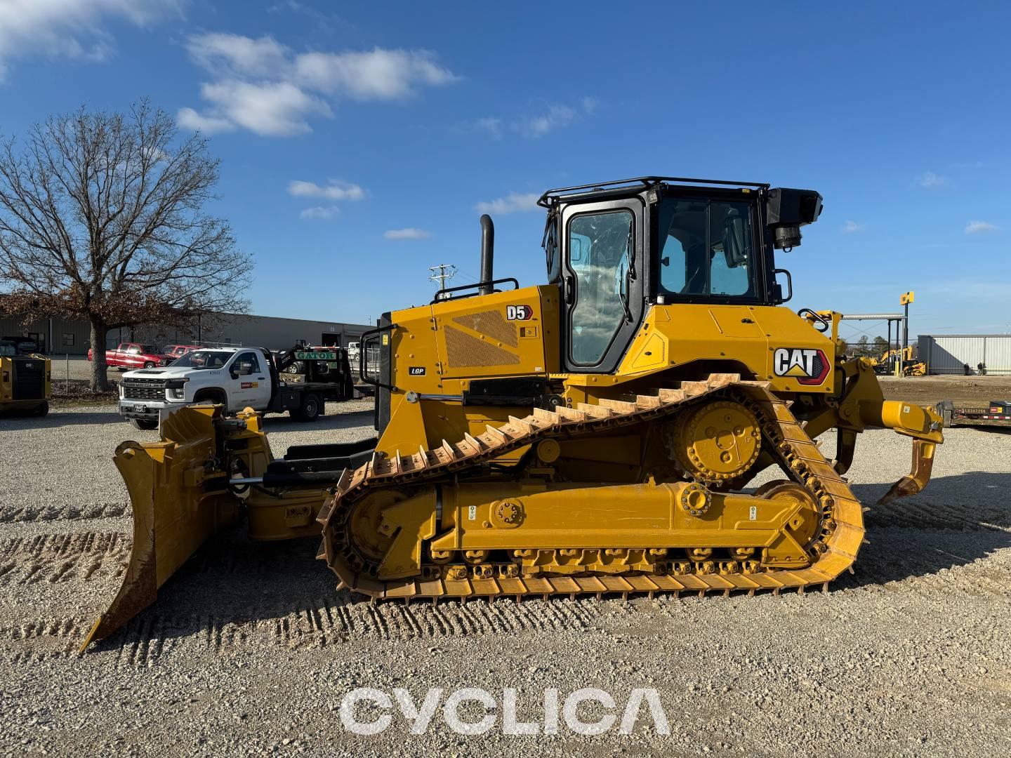 Bulldozers e tratores de rastos  D517VP Z6A02049 - 9