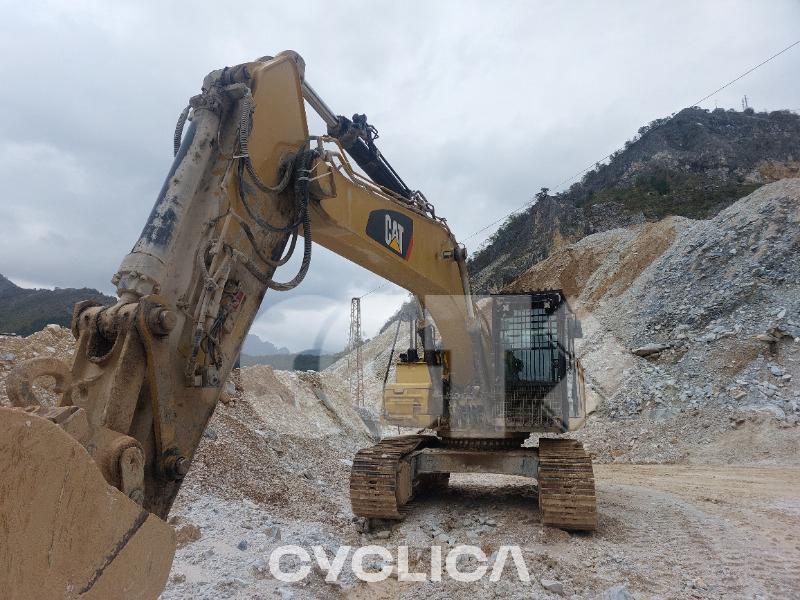 Crawler excavators  330F KFA20041 - 1