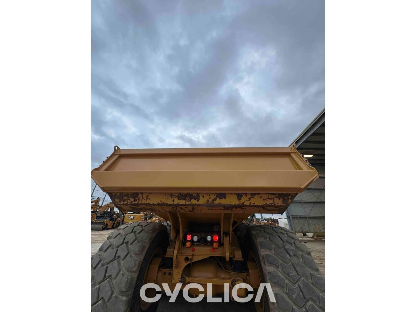 Dumpers y camiones articulados  745 3T602559 - 28