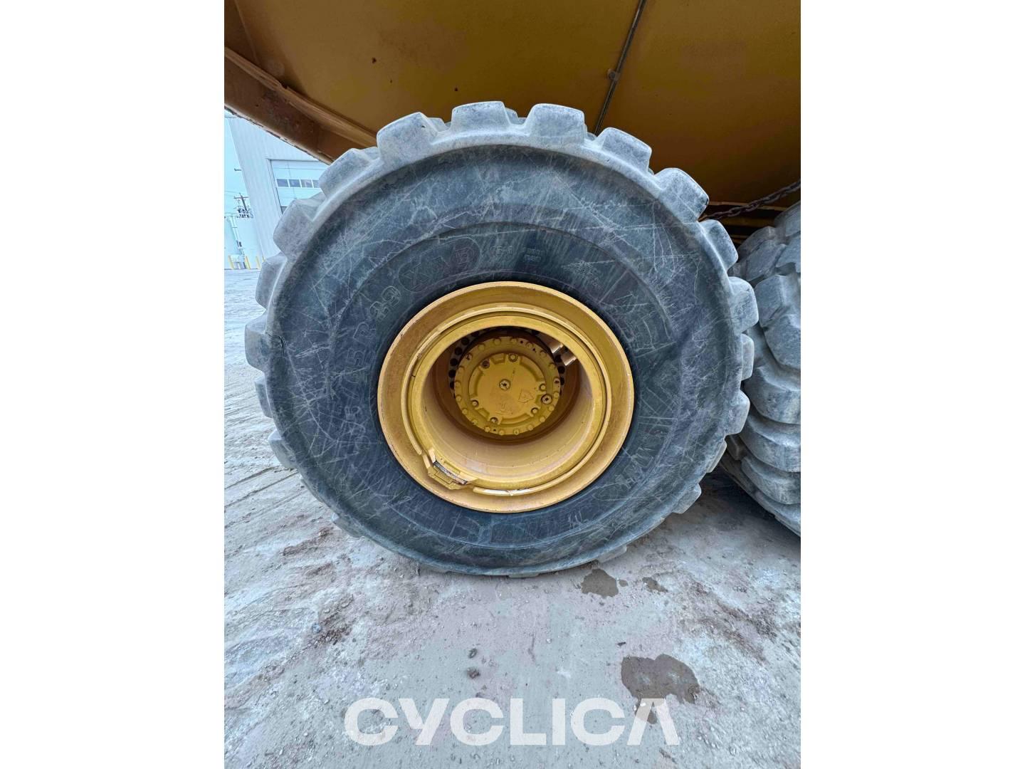 Dumpers y camiones articulados  745 3T602559 - 29