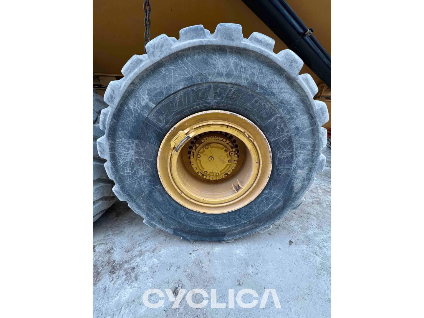 Dumpers y camiones articulados  745 3T602559 - 30