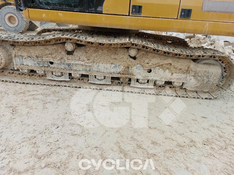 Crawler excavators  330 GC NDH00179 - 11