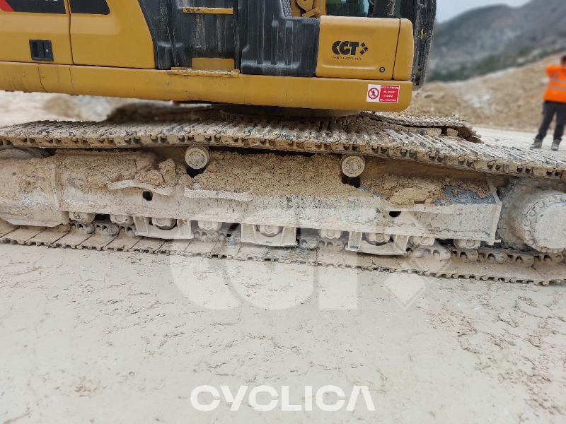 Crawler excavators  330 GC NDH00179 - 14