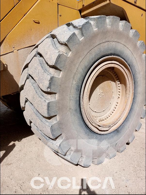 Wheel loaders  992G AZX00### - 8