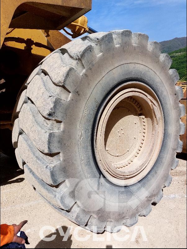 Wheel loaders  992G AZX00### - 9