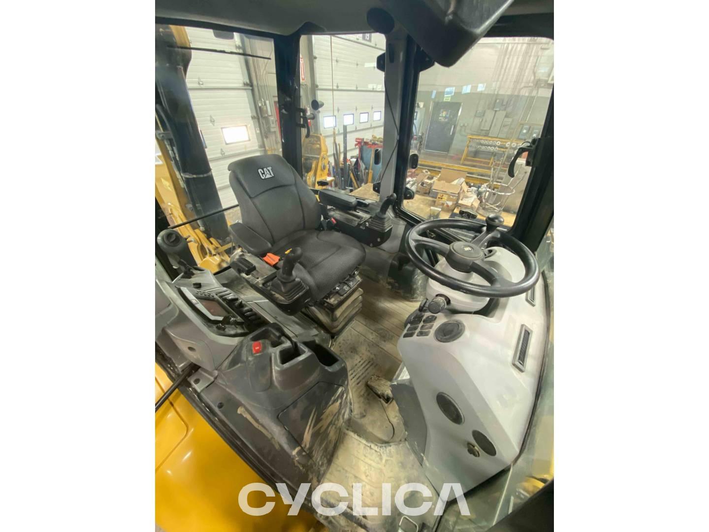 Backhoe loaders  440-07 MZX00170 - 12