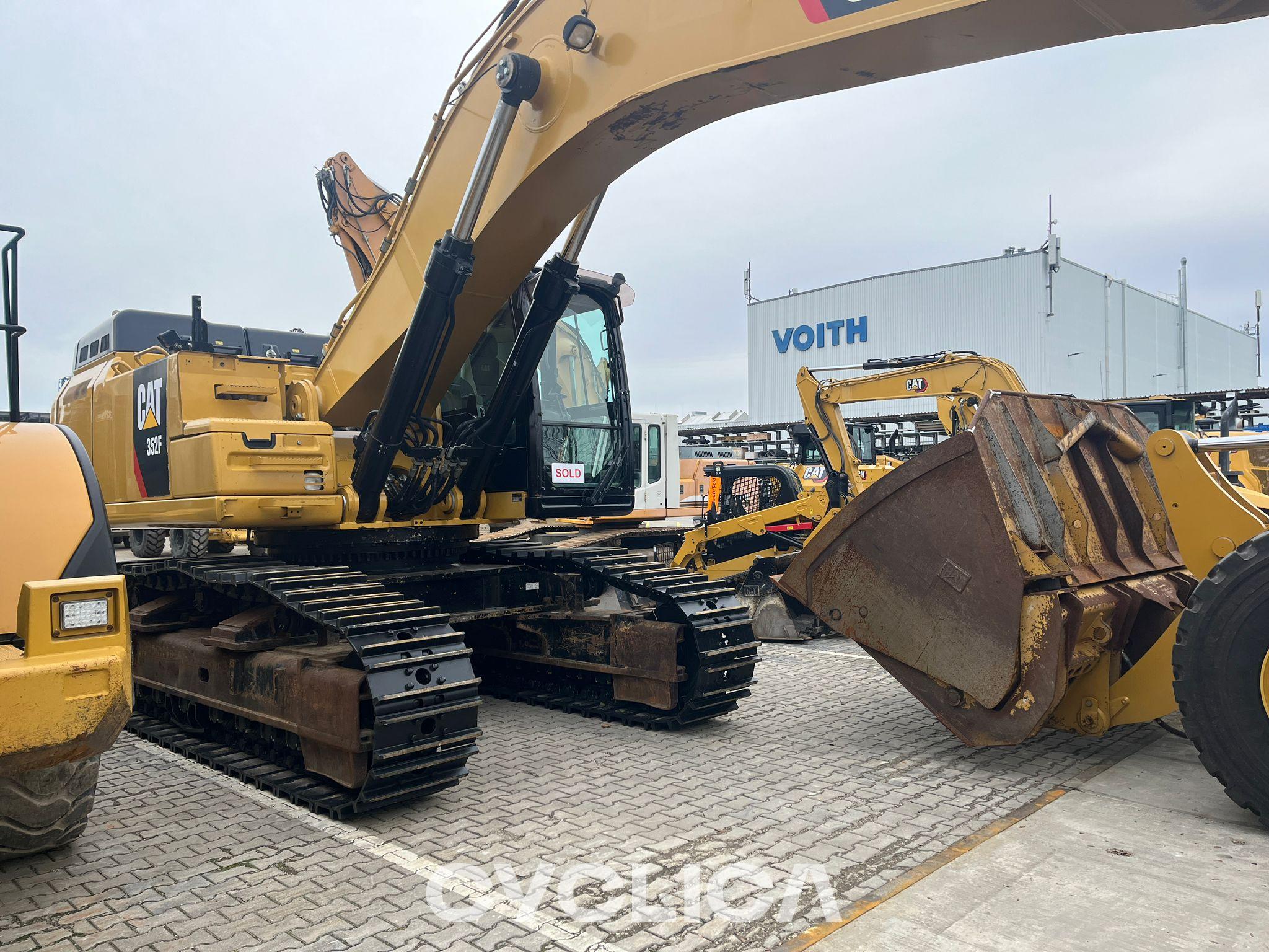 Crawler excavators  352FL NDC10024 - 2