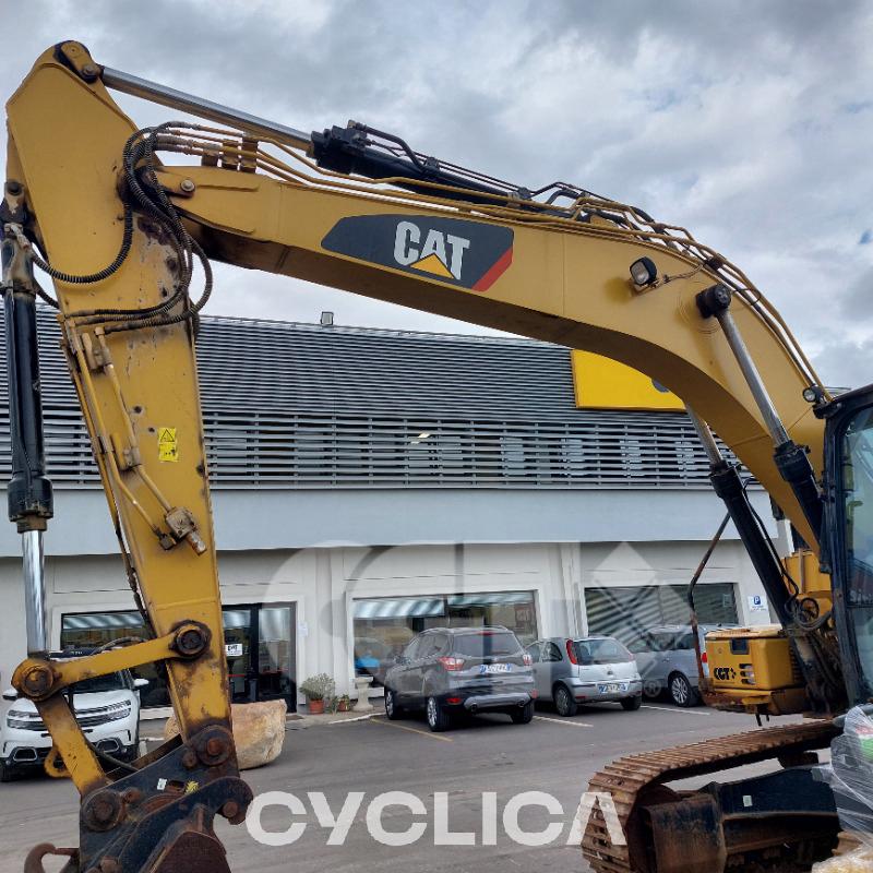 Crawler excavators  318F HCP20### - 5