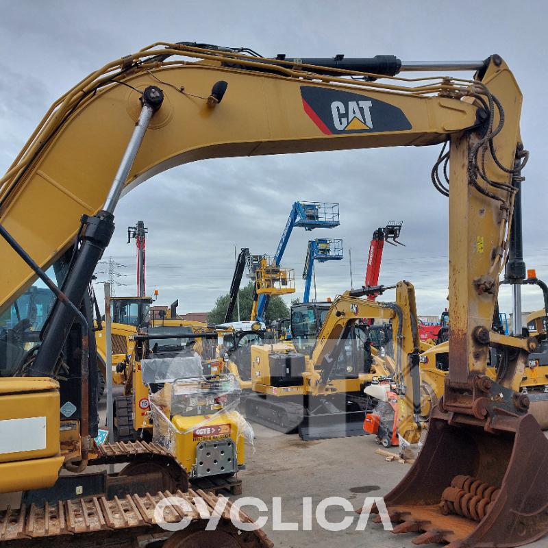 Crawler excavators  318F HCP20### - 7