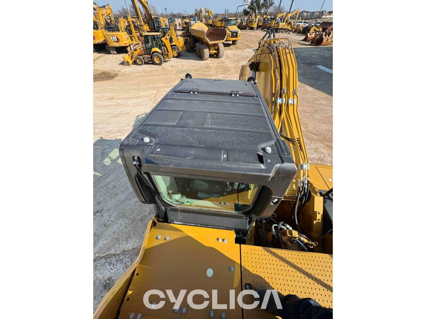 Crawler excavators  326-07 JYM00287 - 27