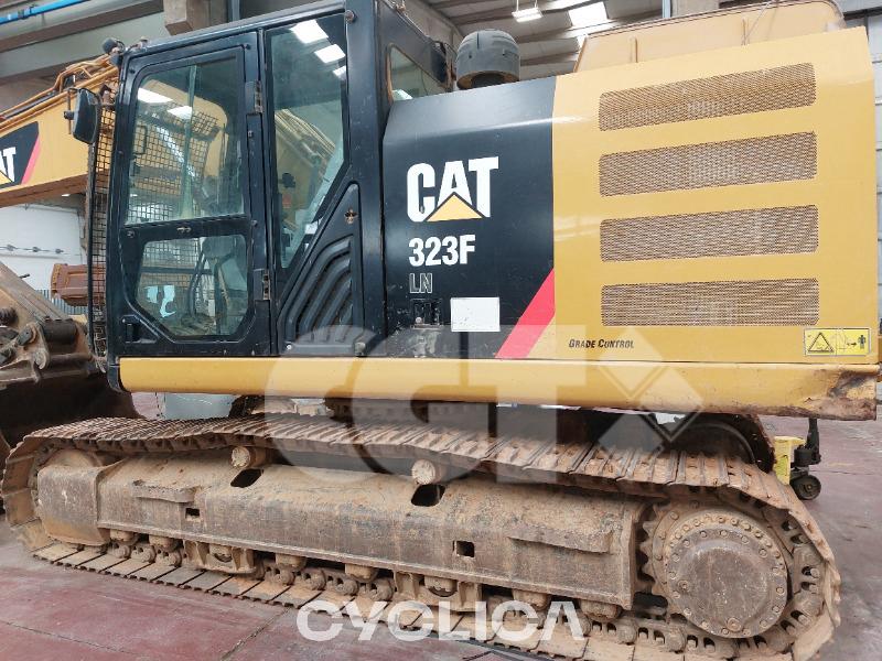 Crawler excavators  323F YEC10029 - 1