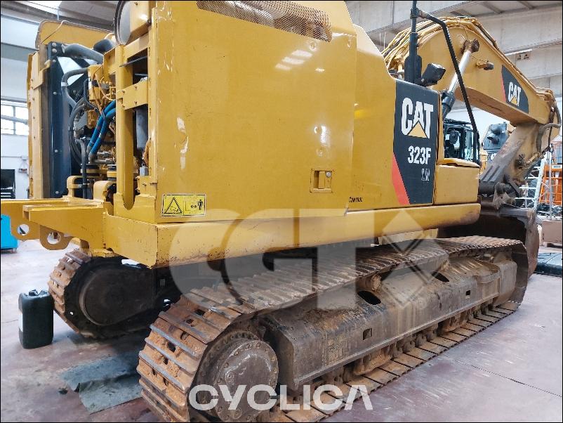 Crawler excavators  323F YEC10029 - 2