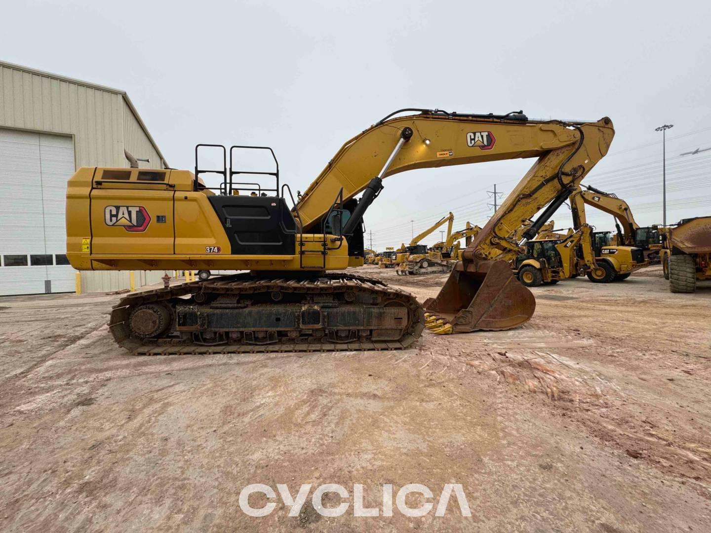 Crawler excavators  374-07 TNX00205 - 11