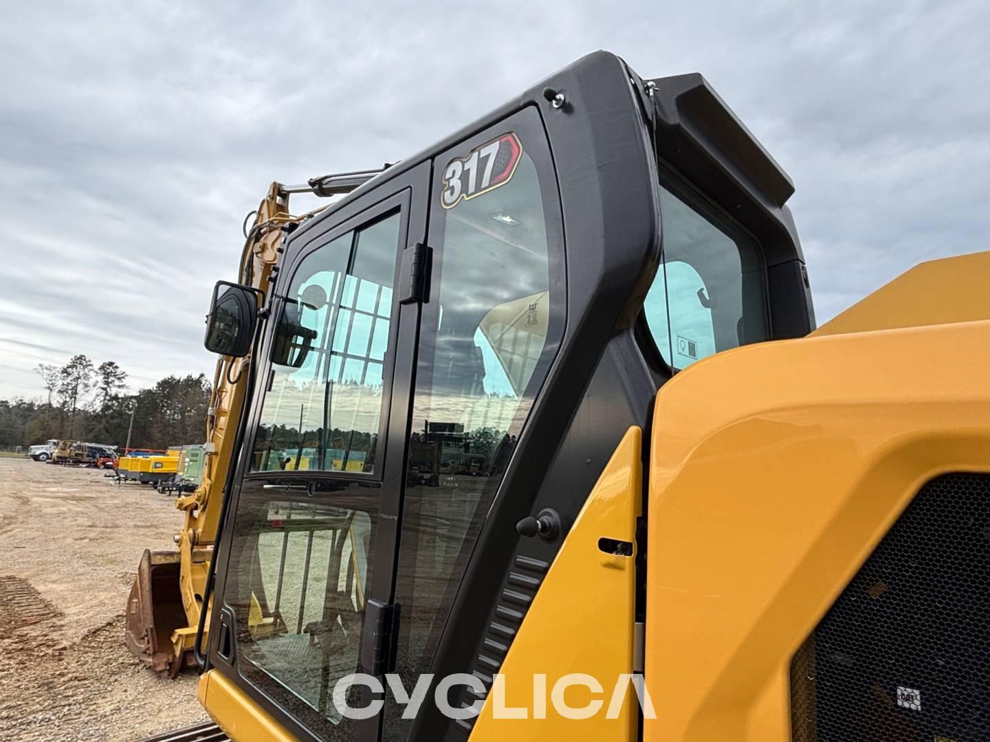 Crawler excavators  31707 TZE20124 - 23