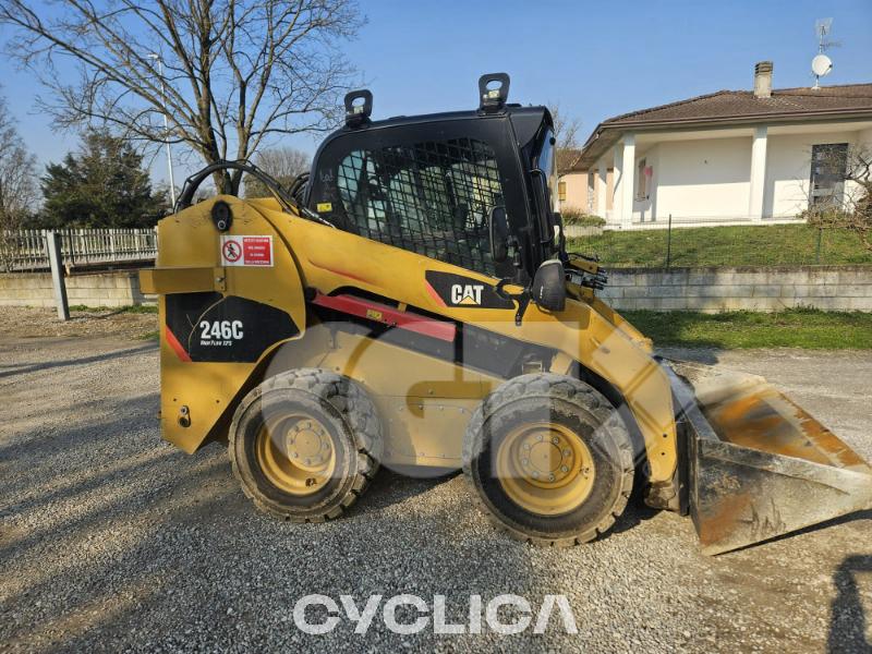 Skid steers  246C ZDC JAY09103 - 1