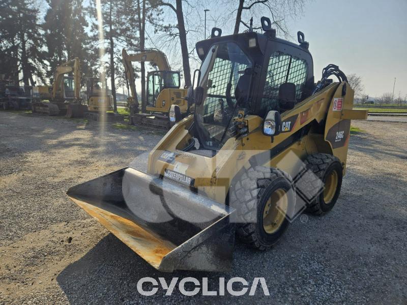 Skid steers  246C ZDC JAY09103 - 4