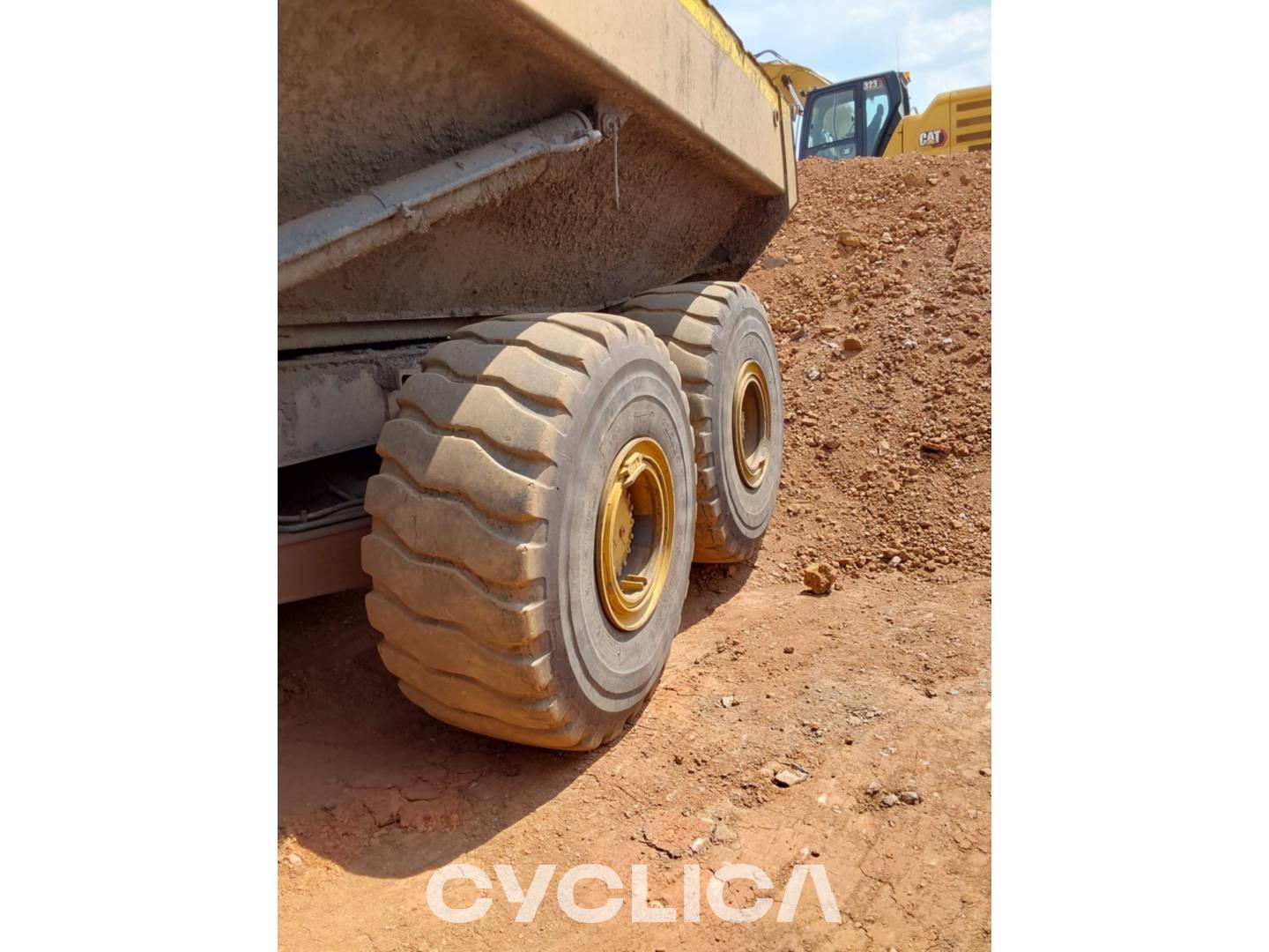 Dumper e autoarticolati  745 3F601418 - 13