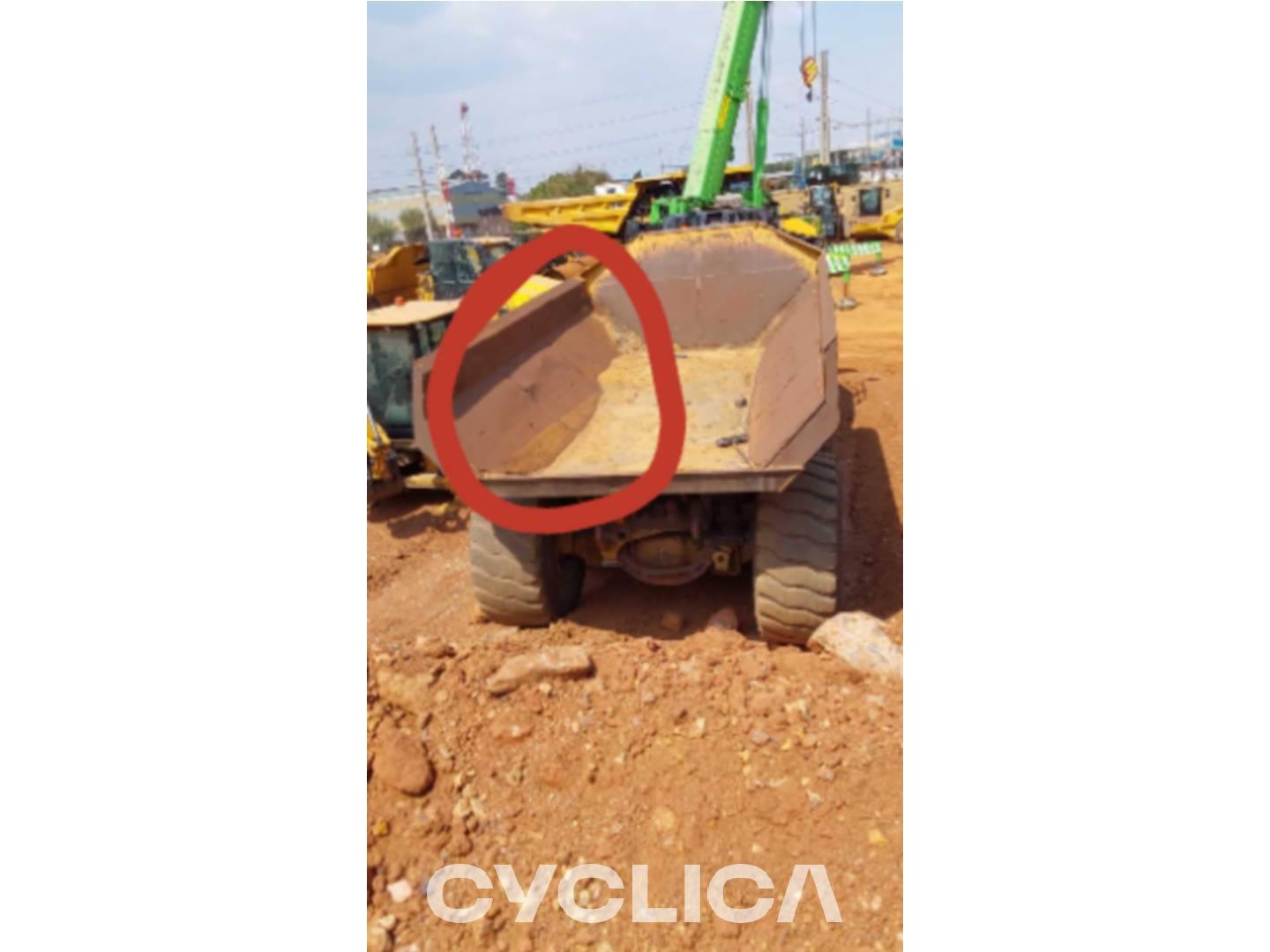 Dumper e autoarticolati  745 3F601418 - 16