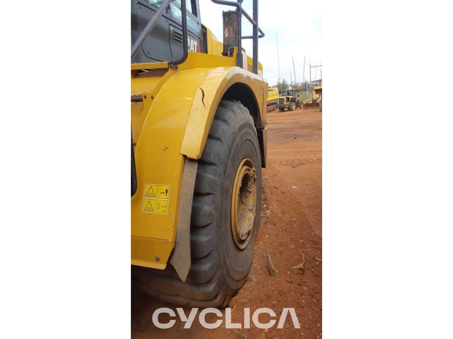 Dumpers e caminhões articulados  745 3F605638 - 12