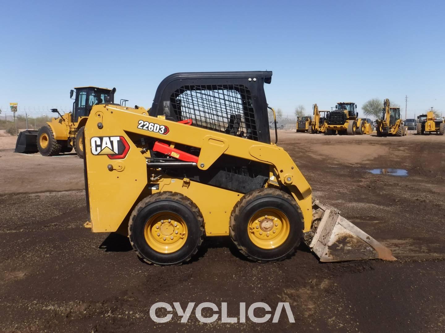 Skid steers  226D3 EK500398 - 12