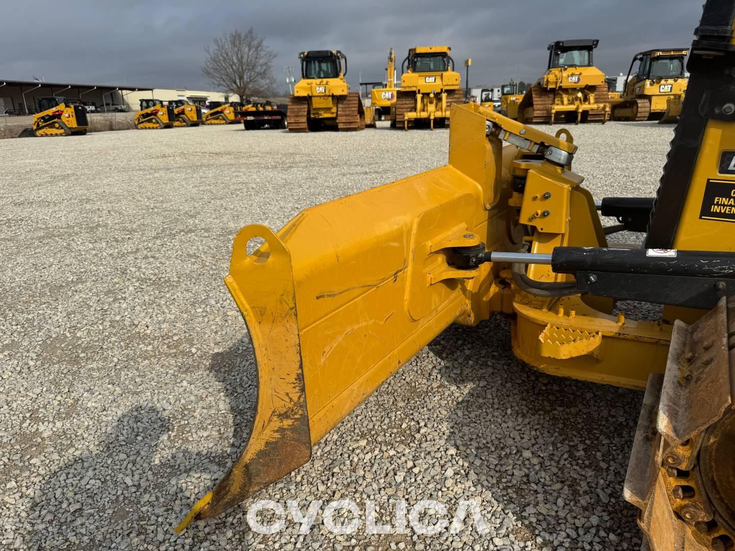 Bulldozers et tracteurs à chenilles  D1-12LGP XKL04410 - 18