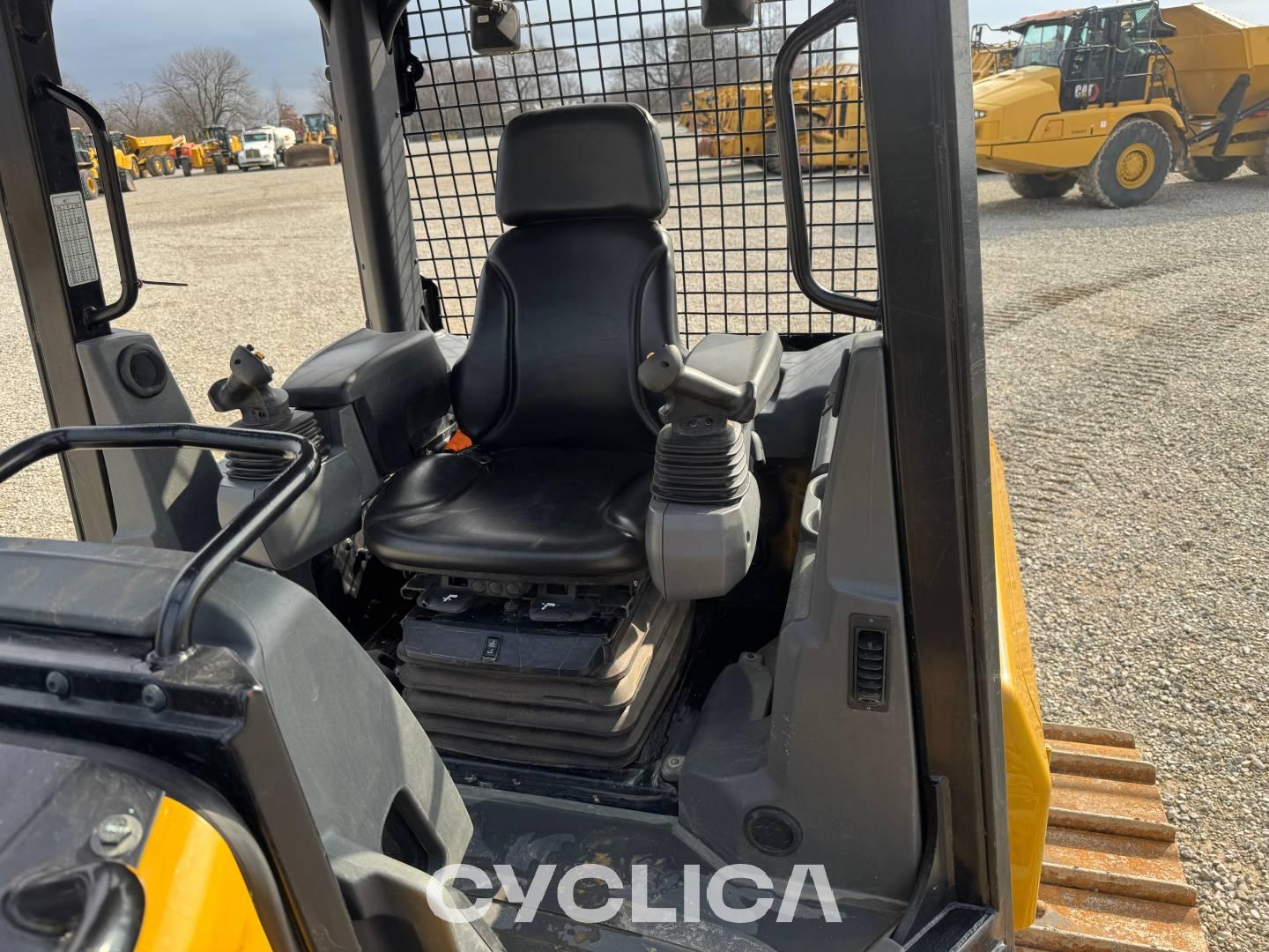 Bulldozer e trattori cingolati  D1-12LGP XKL04410 - 22