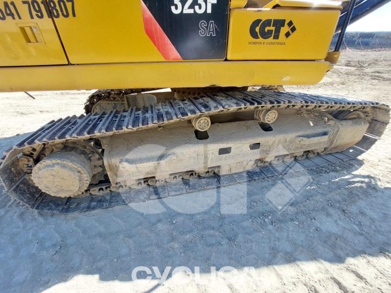 Crawler excavators  323F SA FA200### - 5