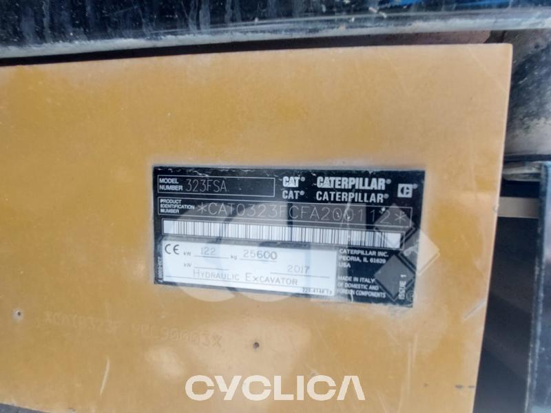 Escavadora de rastos  323F SA FA200### - 15