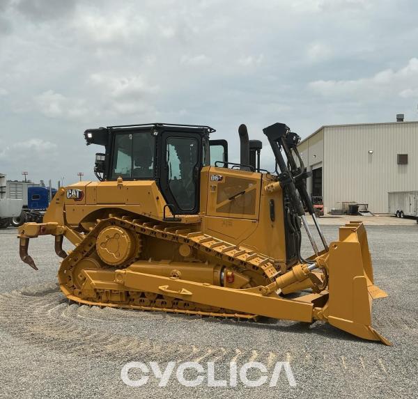 Buldozeri na lancima D6 XE TPL01007